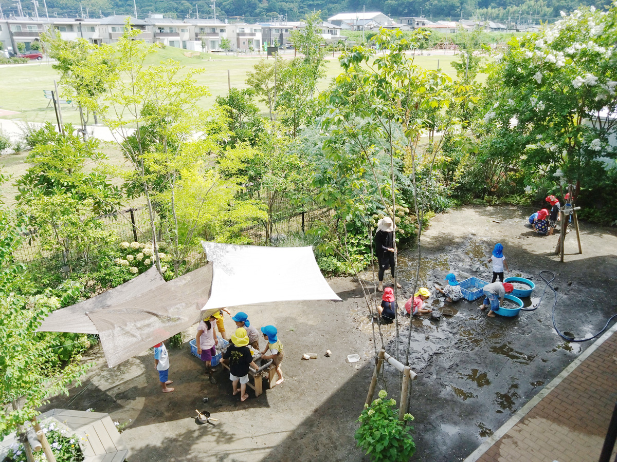 たなばた・色水あそび・どろんこあそび